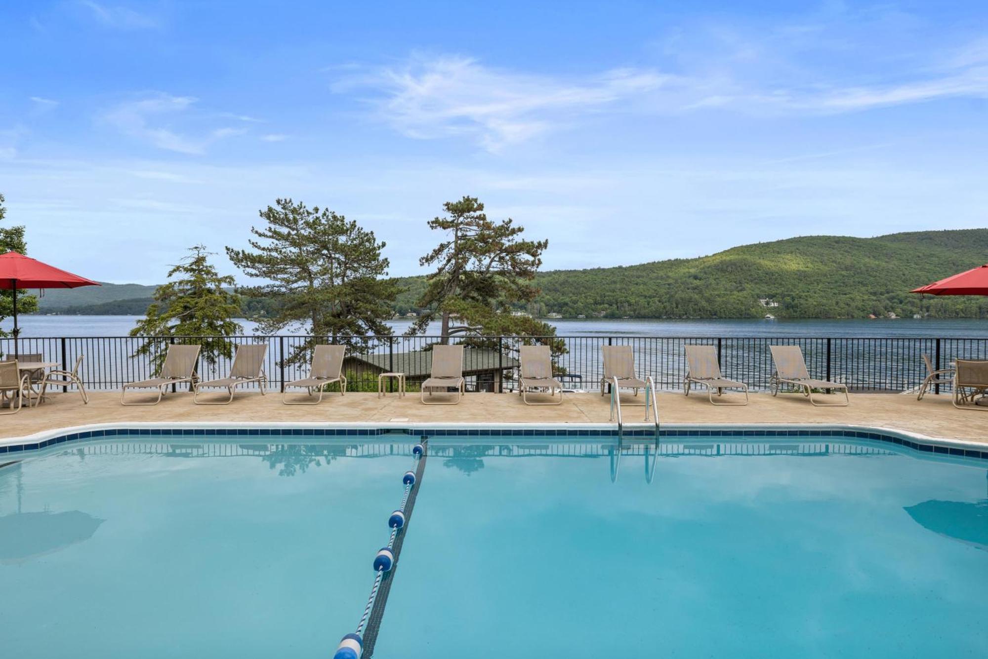 Sun Castle Resort Лейк Джордж Екстериор снимка