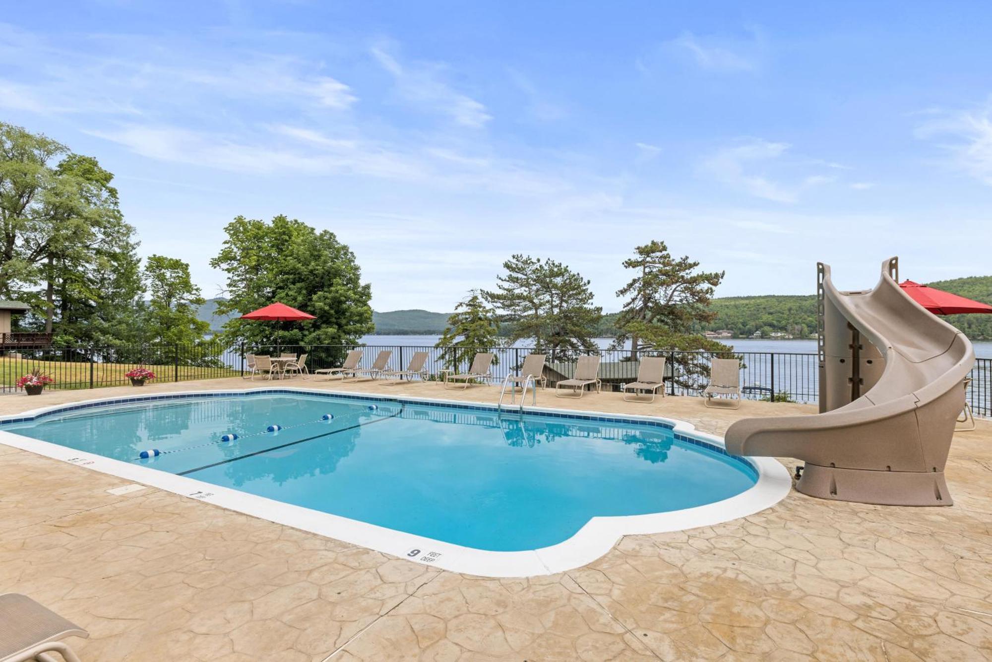 Sun Castle Resort Лейк Джордж Екстериор снимка
